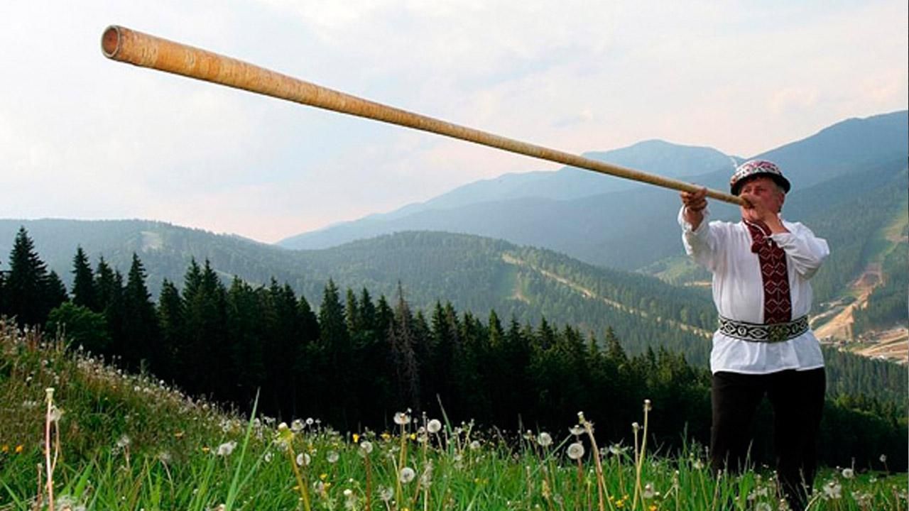 Трембіта — унікальний український інструмент, який потрапив до Книги рекордів Гіннеса Трембіта — унікальний український інструмент, який потрапив до Книги рекордів Гіннеса