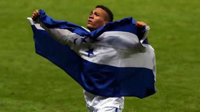 Неизвестный на парковке расстрелял защитника сборной Гондураса Неизвестный на парковке расстрелял защитника сборной Гондураса