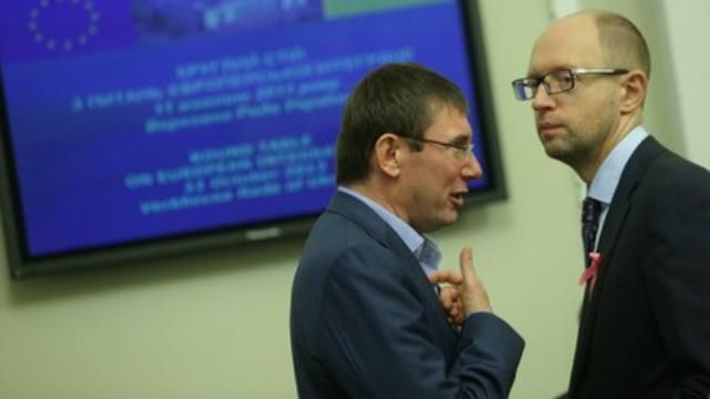 Луценко анонсировал увольнения в Кабмине: об отставке премьера речь не идет