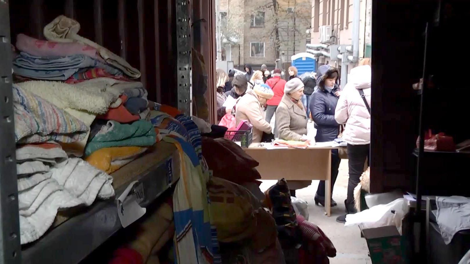 На що українці найбільше жертвують гроші На що українці найбільше жертвують гроші