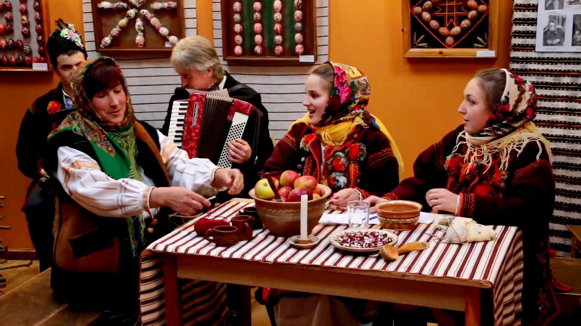 Як веселились на Андріївських вечорницях на Івано-Франківщині Як веселились на Андріївських вечорницях на Івано-Франківщині