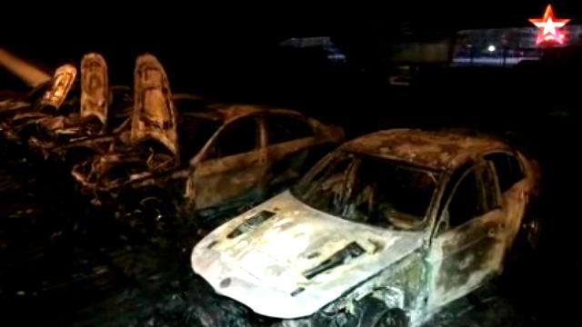 У елітному районі Москви спалили 9 мажорних авто