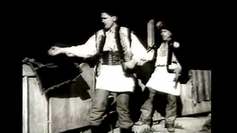 Как выглядела украинская свадьба в 40-х годах, — обнародовали уникальное видео Как выглядела украинская свадьба в 40-х годах, — обнародовали уникальное видео