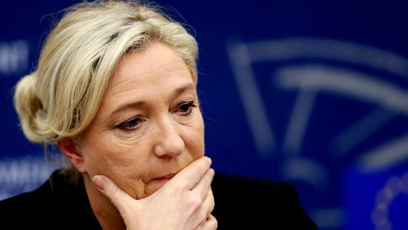 Партія Ле Пен зазнала нищівної поразки у другому турі