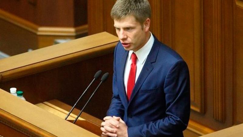 Журналістка назвала прізвища нових міністрів Журналістка назвала прізвища нових міністрів