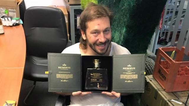 Російський мільйонер зробив собі коштовний подарунок від Януковича Російський мільйонер зробив собі коштовний подарунок від Януковича