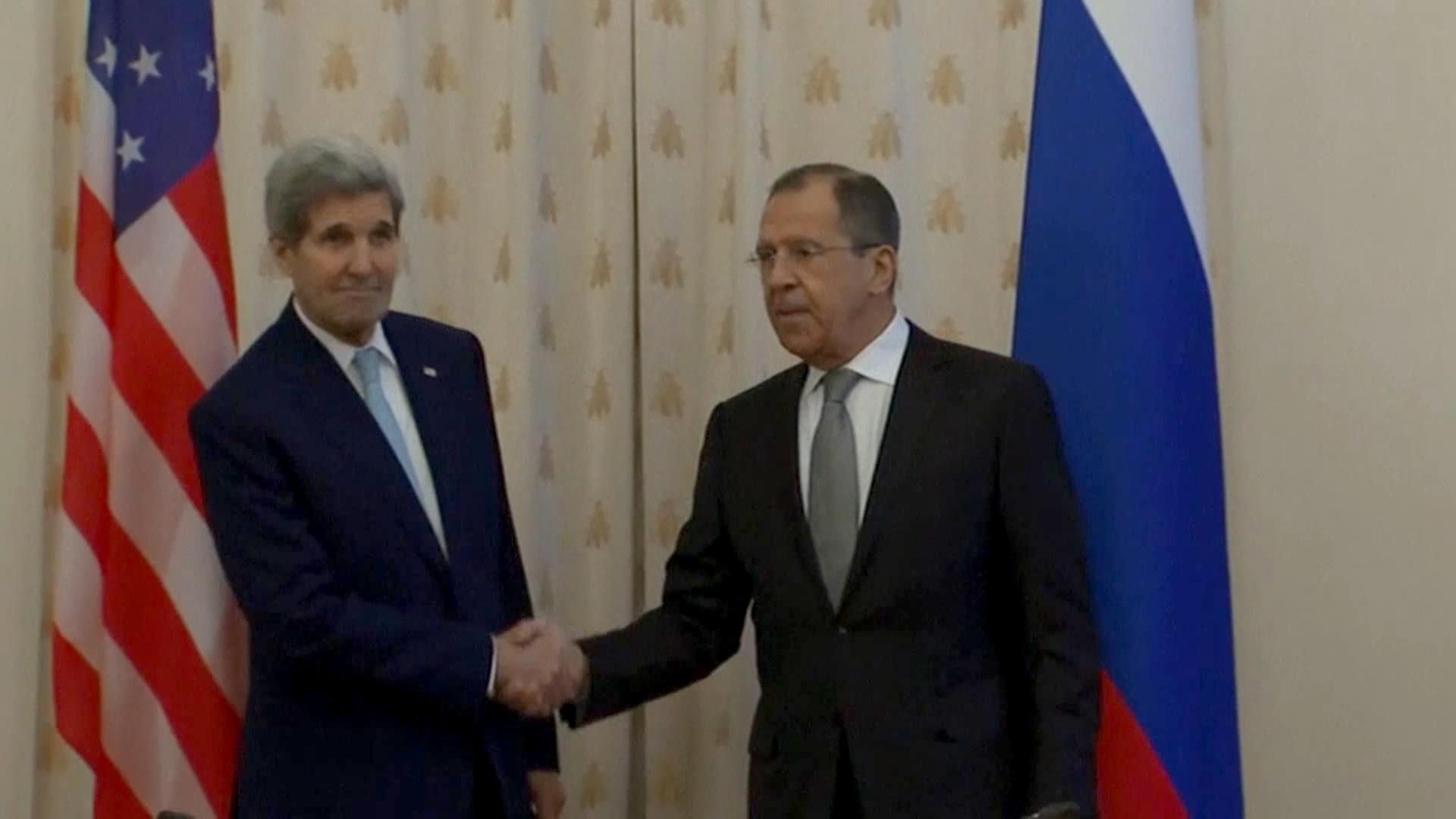 Керрі зустрівся з Лавровим: говоритимуть про Донбас і Сирію Керрі зустрівся з Лавровим: говоритимуть про Донбас і Сирію