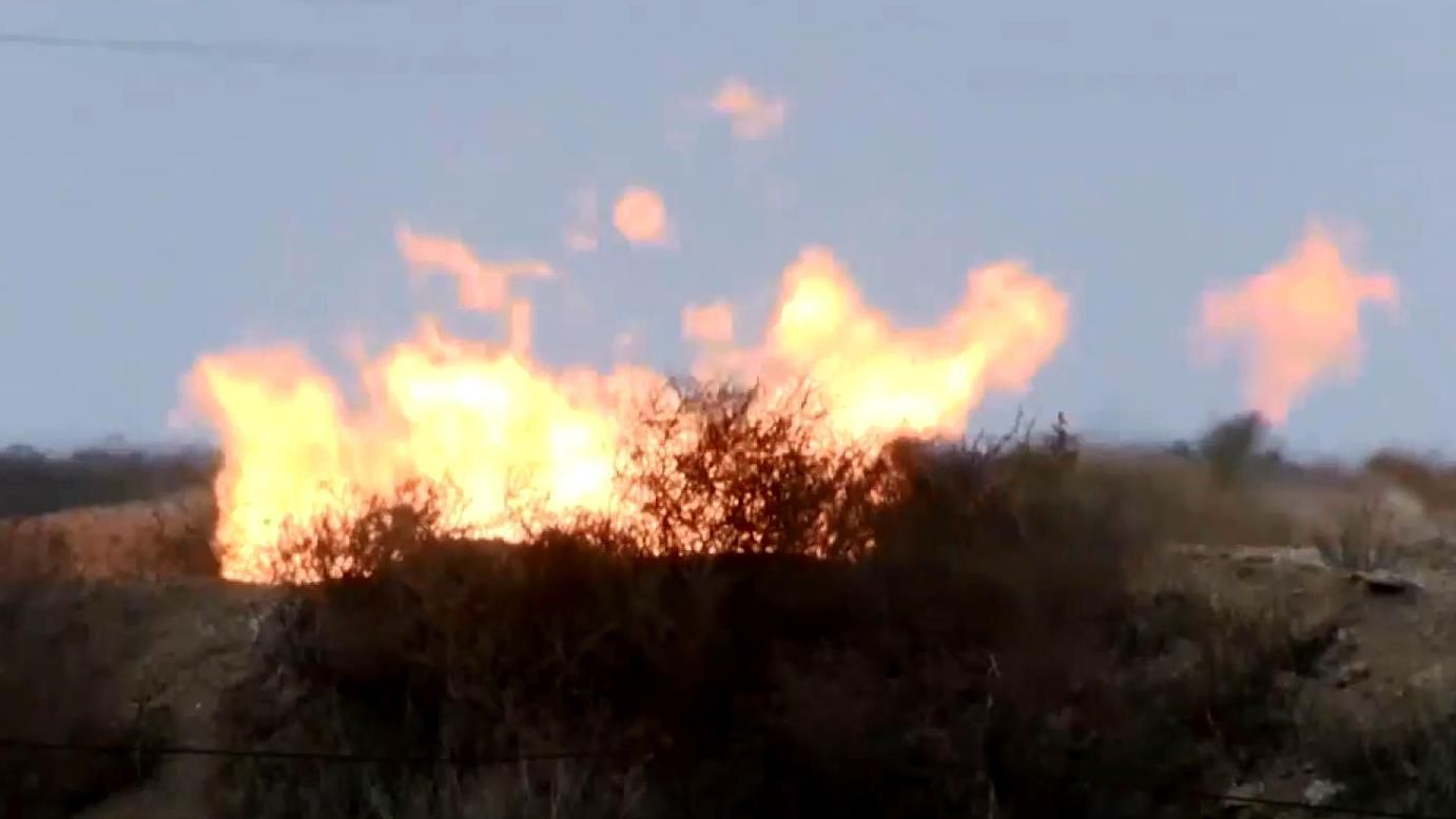 На Херсонщині ліквідують зайвий газ, поки Україна купує паливо в "Газпрому" На Херсонщині ліквідують зайвий газ, поки Україна купує паливо в "Газпрому"