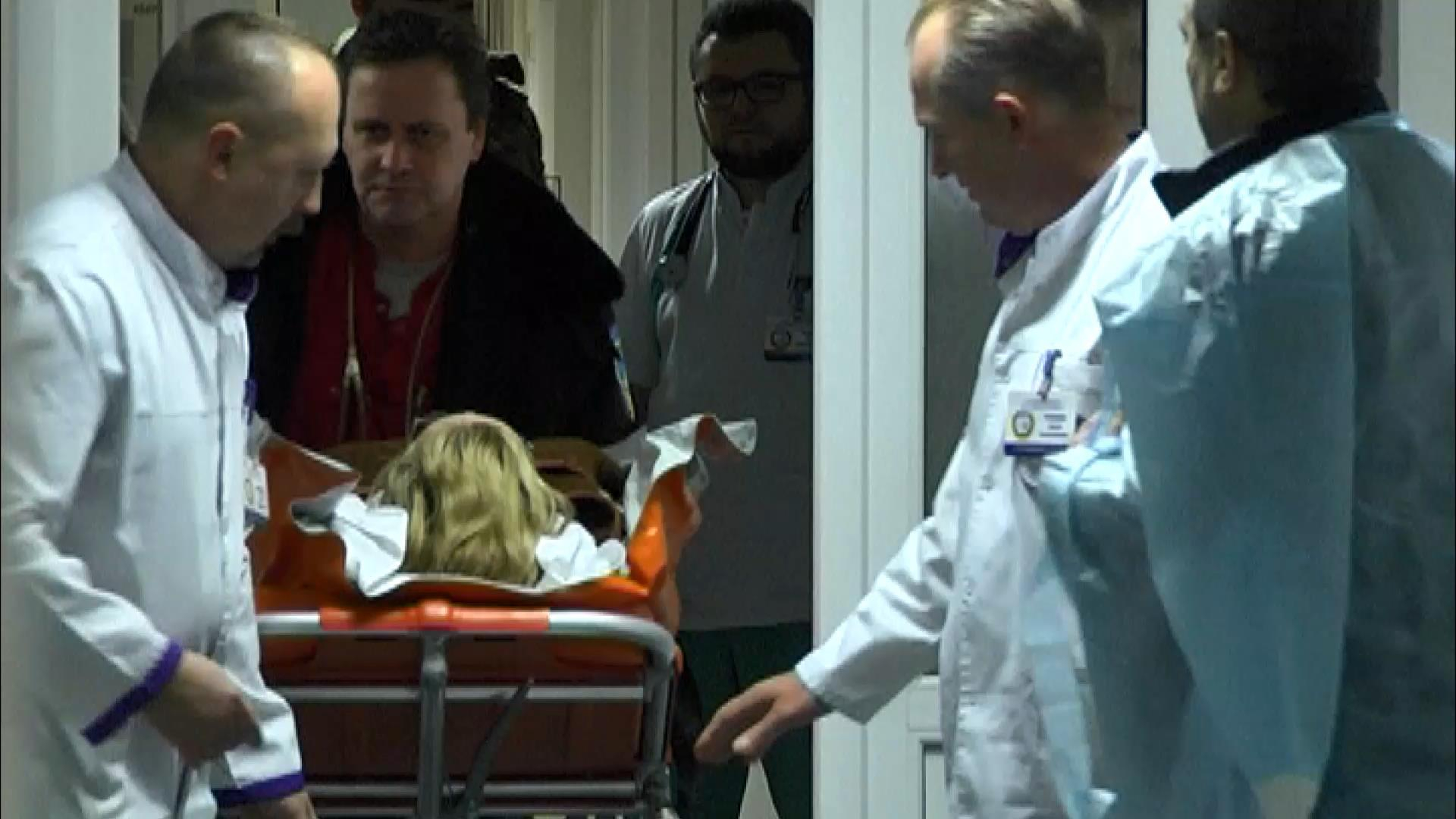 Волонтера Яну Зинкевич прооперирует один из величайших хирургов мира