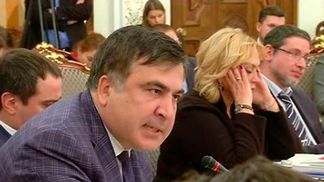 Почему Кужель всегда оказывается у летающих тар с водой: реакция соцсетей на видео Авакова