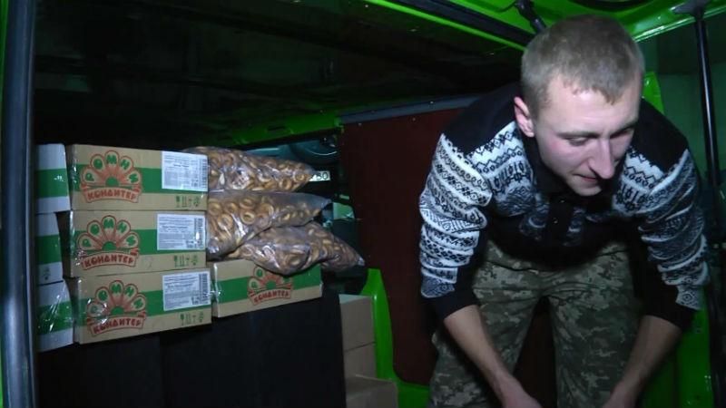 Бойцы на передовой получили подарки от Святого Николая Бойцы на передовой получили подарки от Святого Николая