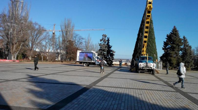 Фотофакт: в Керчи не нашлось желающих послушать Путина