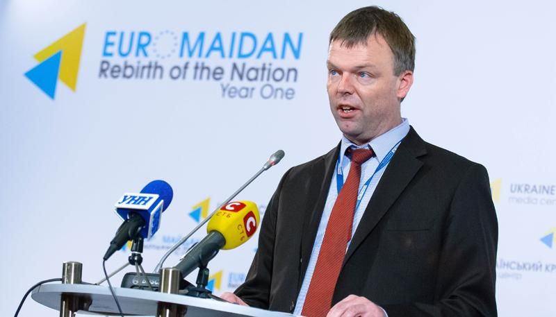 Знахідка спостерігачів ОБСЄ: бойовики зробили зі школи фортифікаційну споруду Знахідка спостерігачів ОБСЄ: бойовики зробили зі школи фортифікаційну споруду