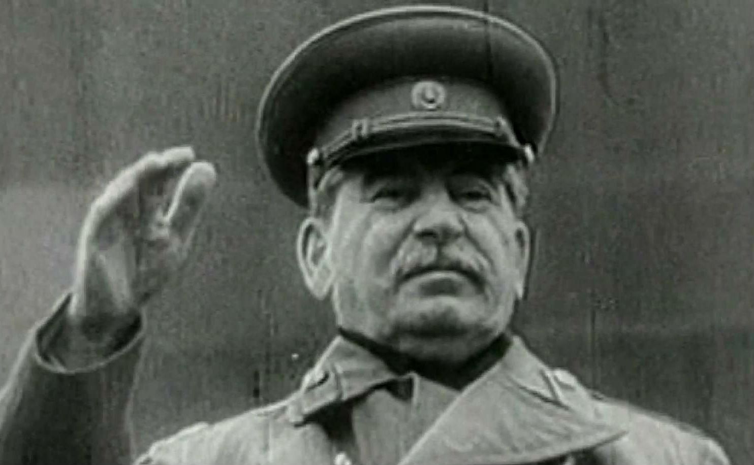 В России активно культивируются "подвиги" Сталина