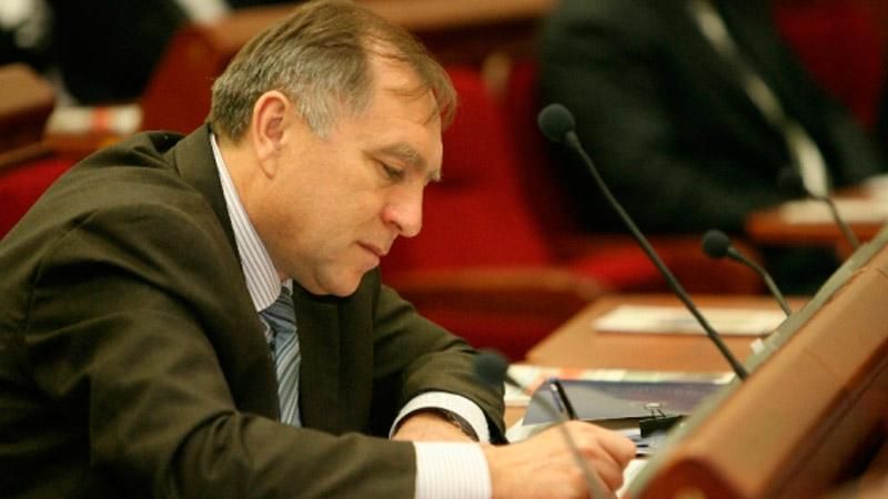 Новые тарифы "Укрзализныци" "положат" экономику, — нардеп
Новые тарифы "Укрзализныци" "положат" экономику, — нардеп