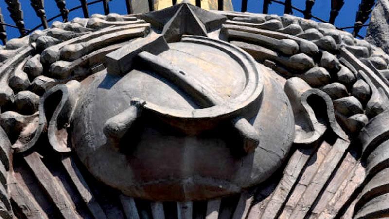 Венецианская комиссия нашла недостатки в законах о декоммунизации Венецианская комиссия нашла недостатки в законах о декоммунизации