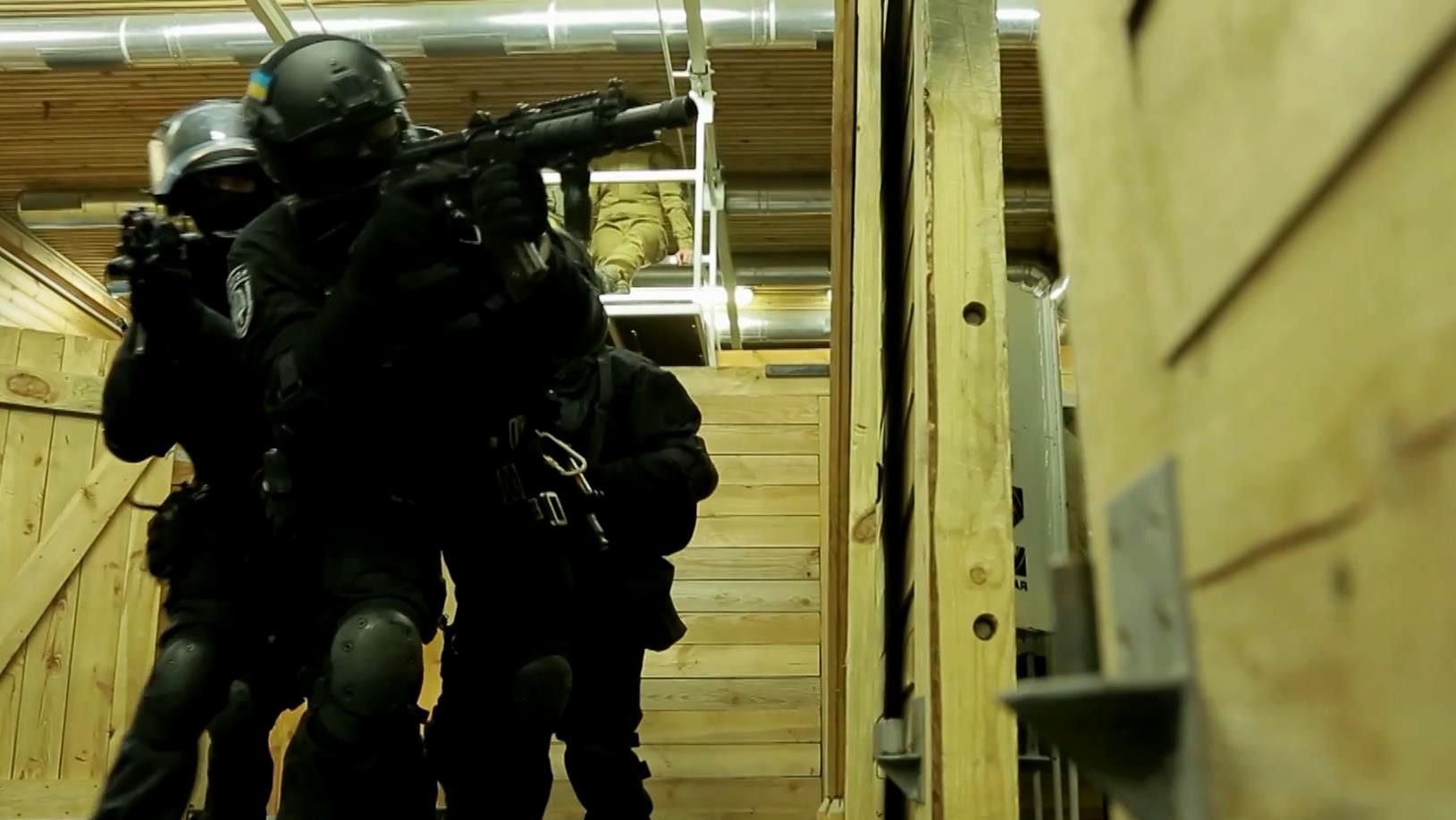 Техника войны. Подготовка к терактам в Украине, российский истребитель годен только для парадов Техника войны. Подготовка к терактам в Украине, российский истребитель годен только для парадов