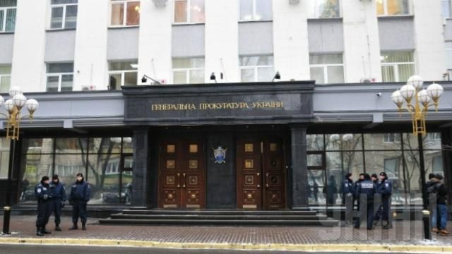 У Шокина "открестились" от фонарного снайпера в Киеве У Шокина "открестились" от фонарного снайпера в Киеве