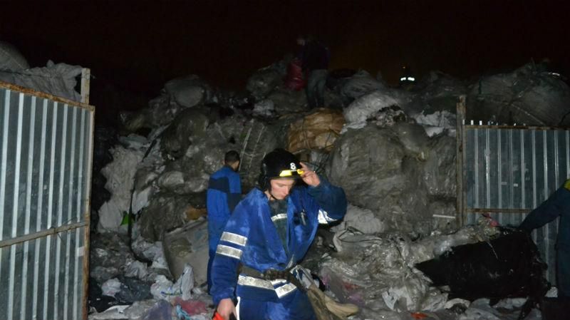 В Одессе вспыхнул опасный пожар на Суперфосфатном заводе В Одессе вспыхнул опасный пожар на Суперфосфатном заводе