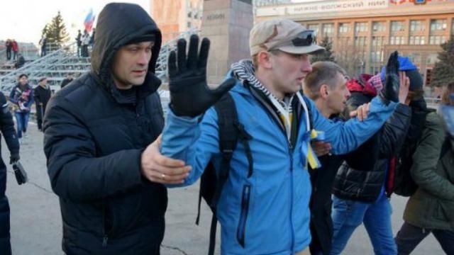 Російські депутати дозволили ФСБ стріляти по натовпі, жінках та дітях Російські депутати дозволили ФСБ стріляти по натовпі, жінках та дітях