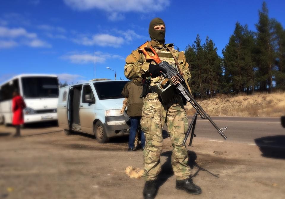 В плену боевиков остаются 140 украинцев, — Геращенко