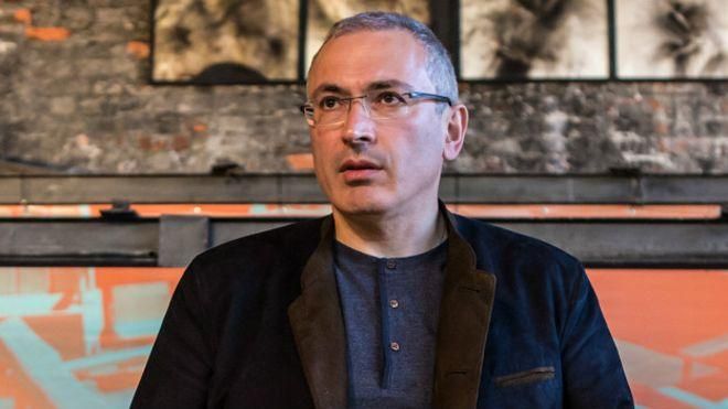Обысками моих коллег им не запугать, — Ходорковский