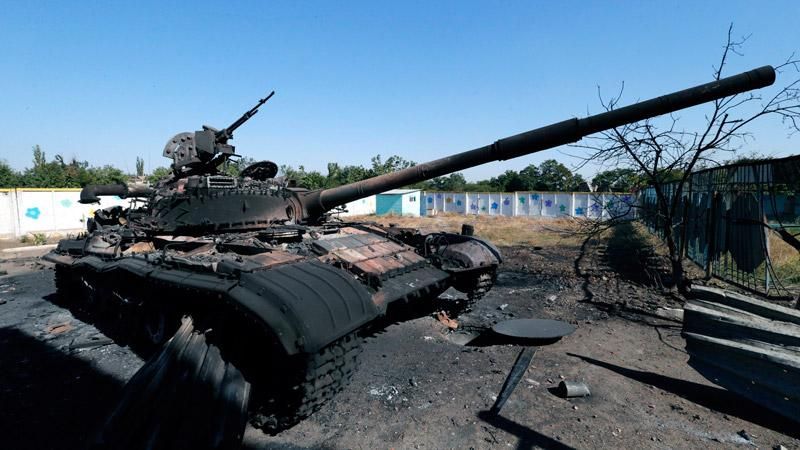 Терористи замінували в'їзд до захопленого Комінтернового Терористи замінували в'їзд до захопленого Комінтернового