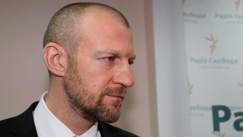 Нардеп від "Народного фронту" погрожує перейти в опозицію Нардеп від "Народного фронту" погрожує перейти в опозицію