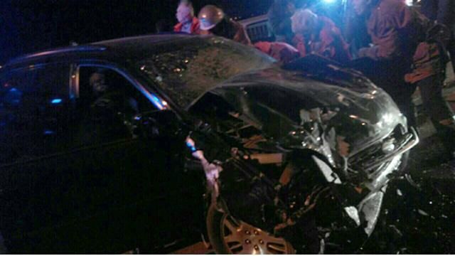 Трагедия в Днепропетровске: авто сорвалось с моста, есть жертвы