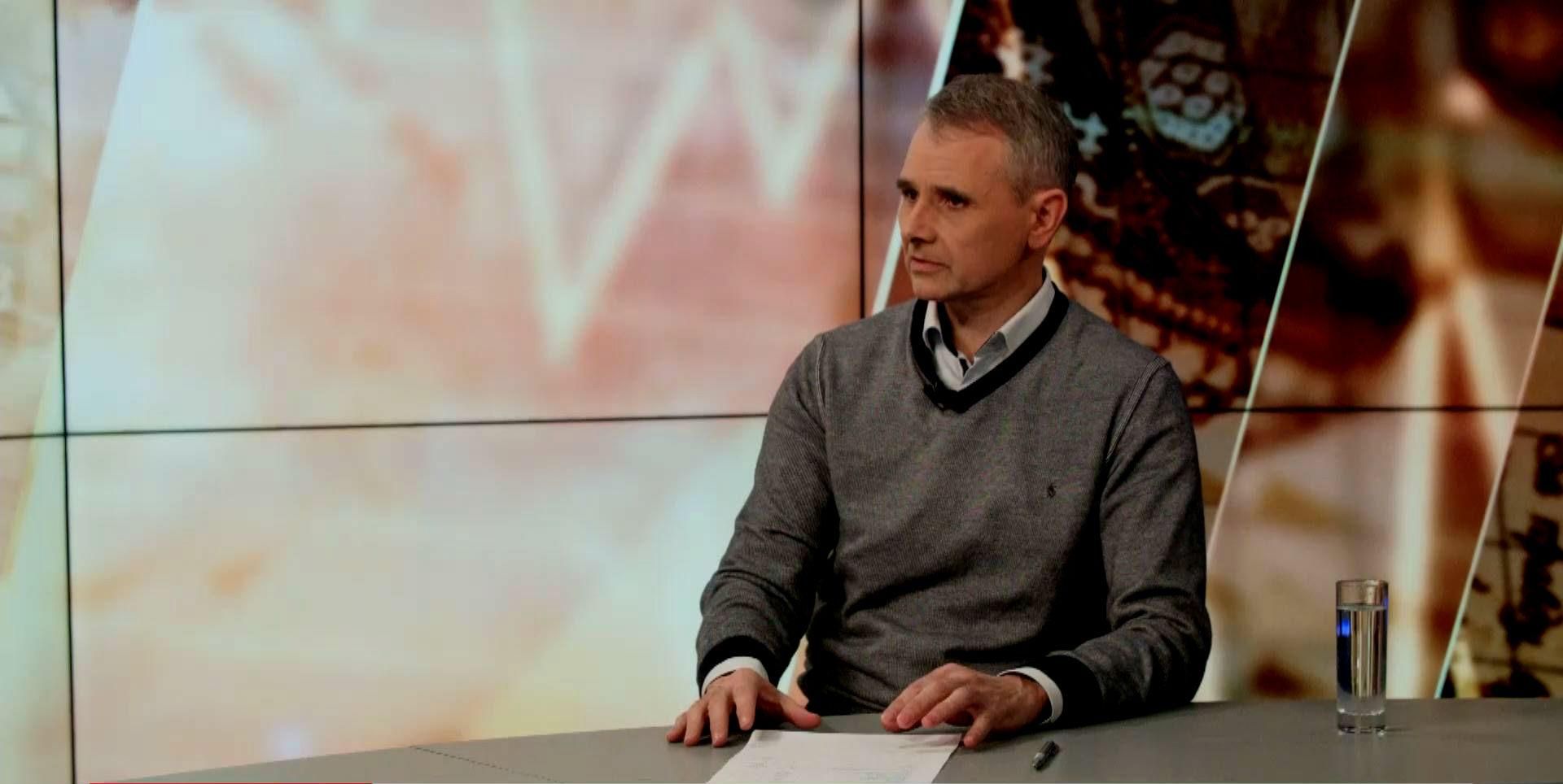 Економіст проаналізував бюджет України, який прийняли вночі депутати Економіст проаналізував бюджет України, який прийняли вночі депутати