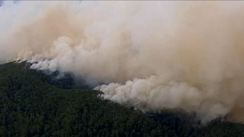 На Різдво світом  прокотились шторми, пожежі та виверження