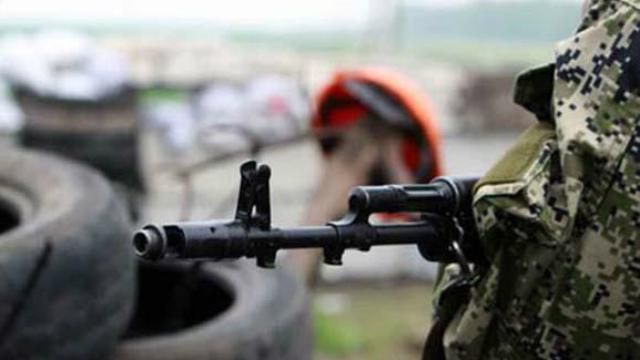 Терористи не припиняють прицільних обстрілів українських військових