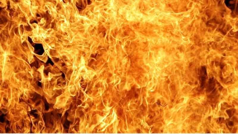 Автомобиль взорвался в Киеве: фото с места происшествия Автомобиль взорвался в Киеве: фото с места происшествия