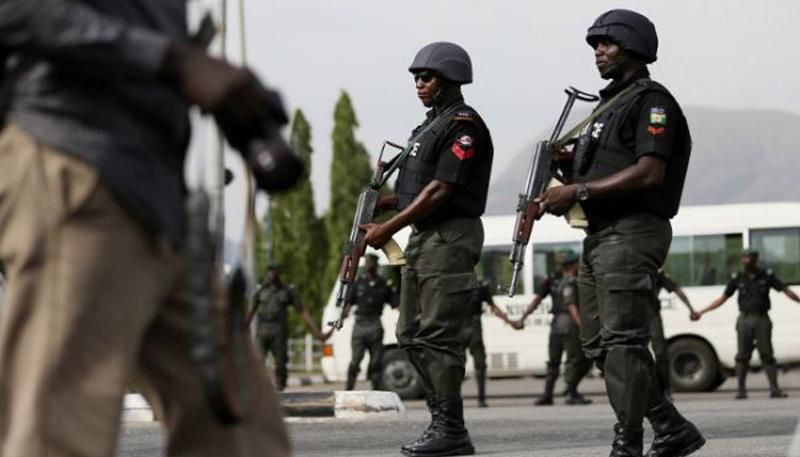 Нигерию всколыхнули два теракта: не менее 48 погибших Нигерию всколыхнули два теракта: не менее 48 погибших