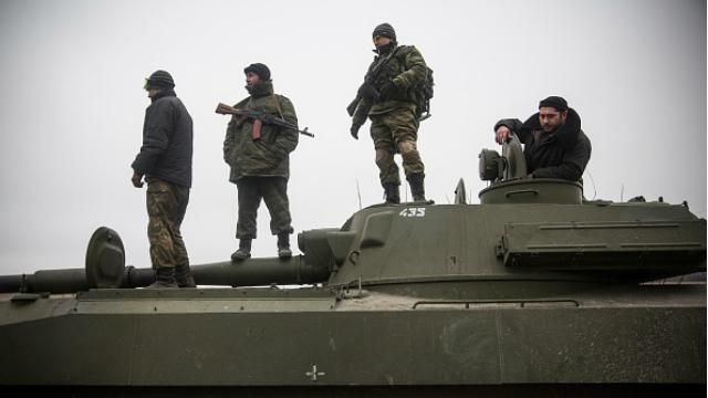 Експерт зробив прогноз, що буде з Донбасом у 2016 році Експерт зробив прогноз, що буде з Донбасом у 2016 році