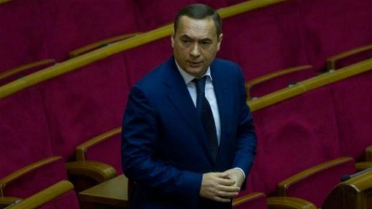 Мартиненко несподівано "захворів" і не прийшов на допит Мартиненко несподівано "захворів" і не прийшов на допит