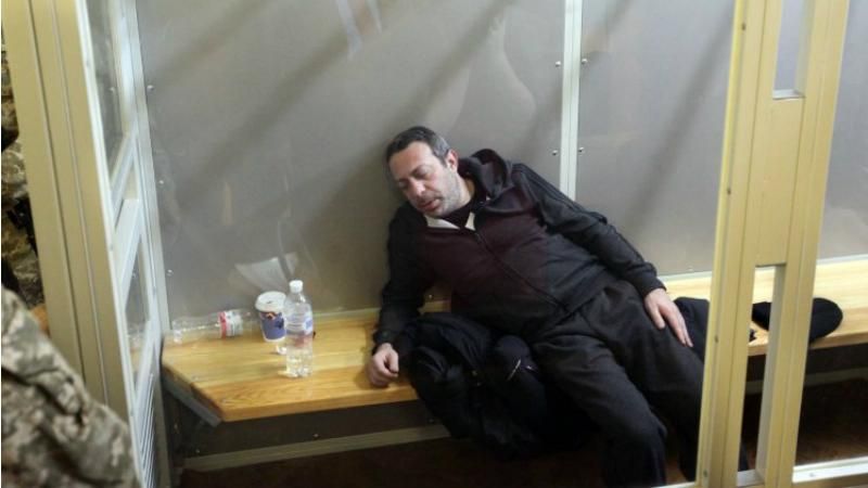 Топ-новости: "Черная" бухгалтерия Корбана, переговоры Порошенко и Путина Топ-новости: "Черная" бухгалтерия Корбана, переговоры Порошенко и Путина