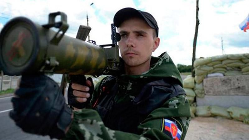 Терористи відкрили прицільний вогонь біля Новотроїцького Терористи відкрили прицільний вогонь біля Новотроїцького