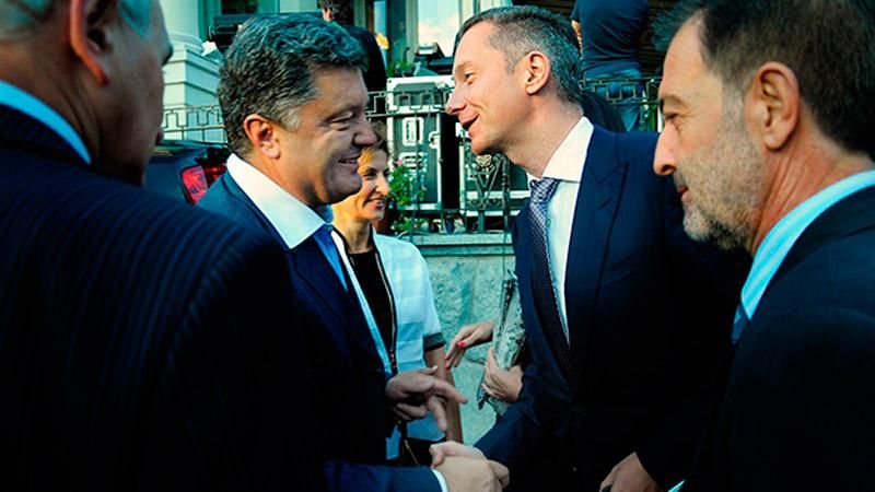 Порошенко анонсировал люстрацию среди своих друзей Порошенко анонсировал люстрацию среди своих друзей