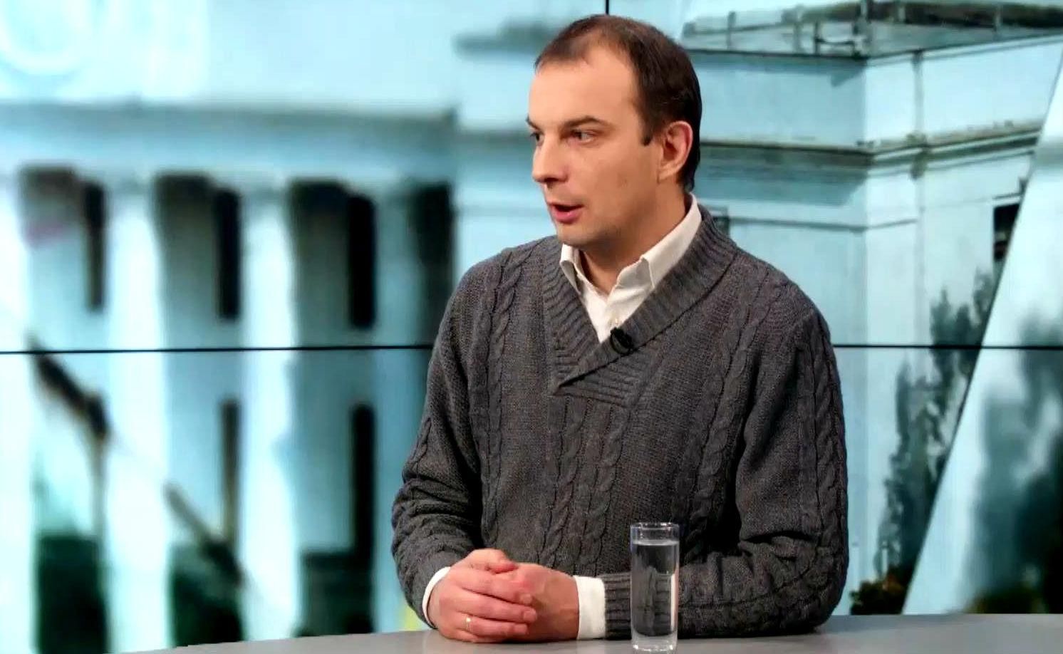 Соболев имеет информацию, что люди Януковича возвращаются Соболев имеет информацию, что люди Януковича возвращаются