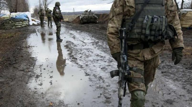 Украинских военных обстреляли в Опытном и Песках