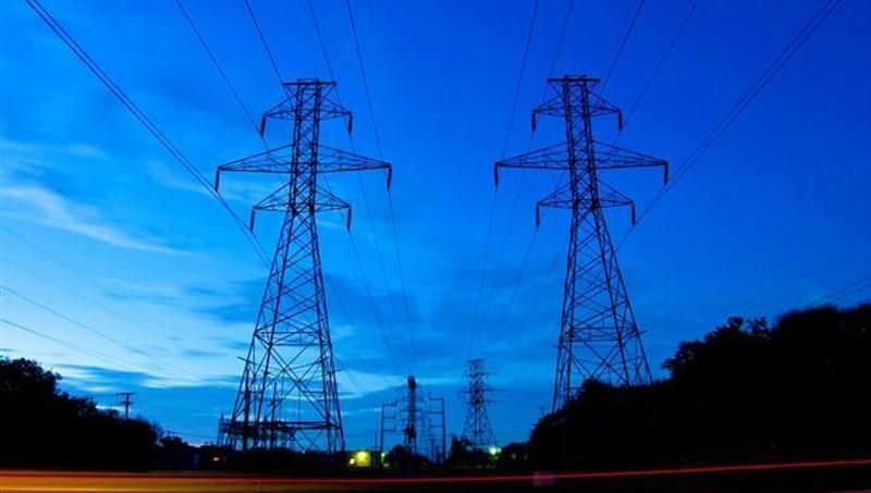 "Укренерго" не може включити ЛЕП до Криму: лінію спробують обійти "Укренерго" не може включити ЛЕП до Криму: лінію спробують обійти