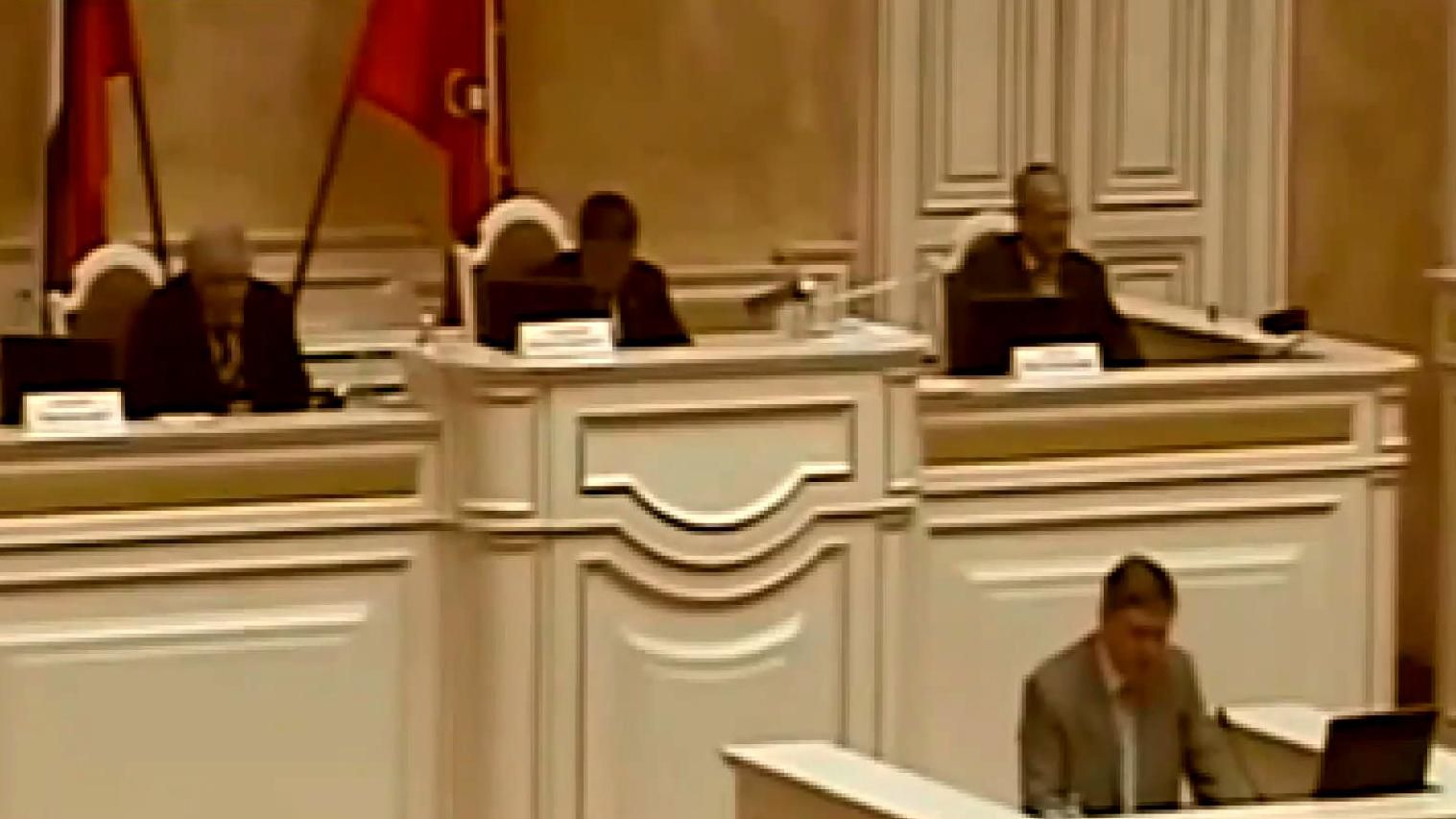 Російська влада штрафуватиме безробітних за "солодке життя" Російська влада штрафуватиме безробітних за "солодке життя"