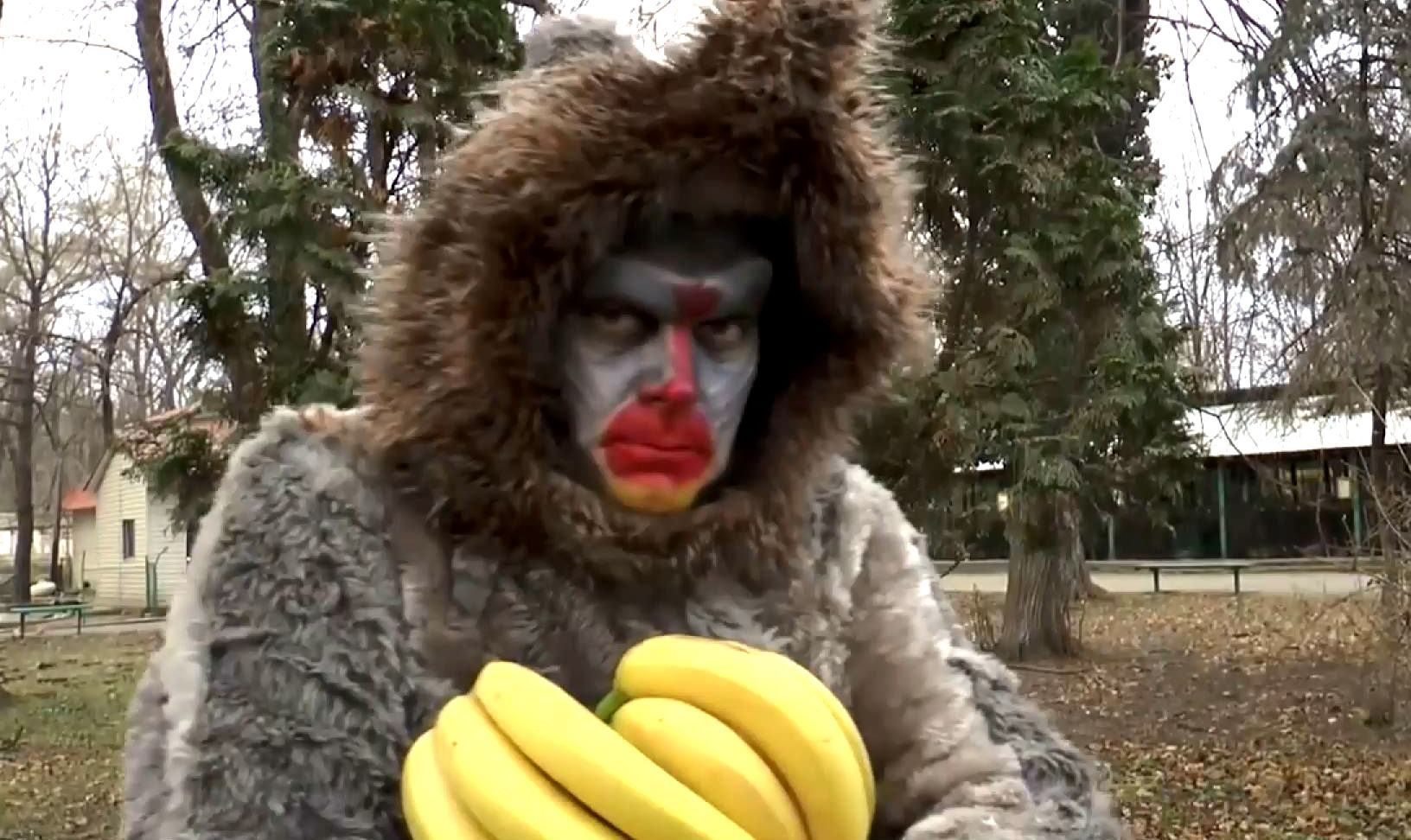 Директор Одеського зоопарку потішив креативним новорічним привітанням Директор Одеського зоопарку потішив креативним новорічним привітанням