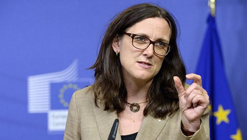 Еврокомиссар "поставила на место" Россию и выразила Украине полную поддержку Еврокомиссар "поставила на место" Россию и выразила Украине полную поддержку