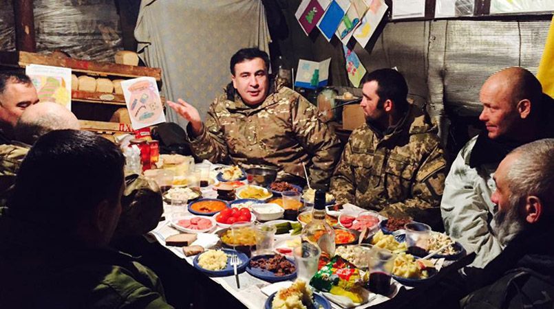 Саакашвили показал, как встретил Новый год в зоне АТО