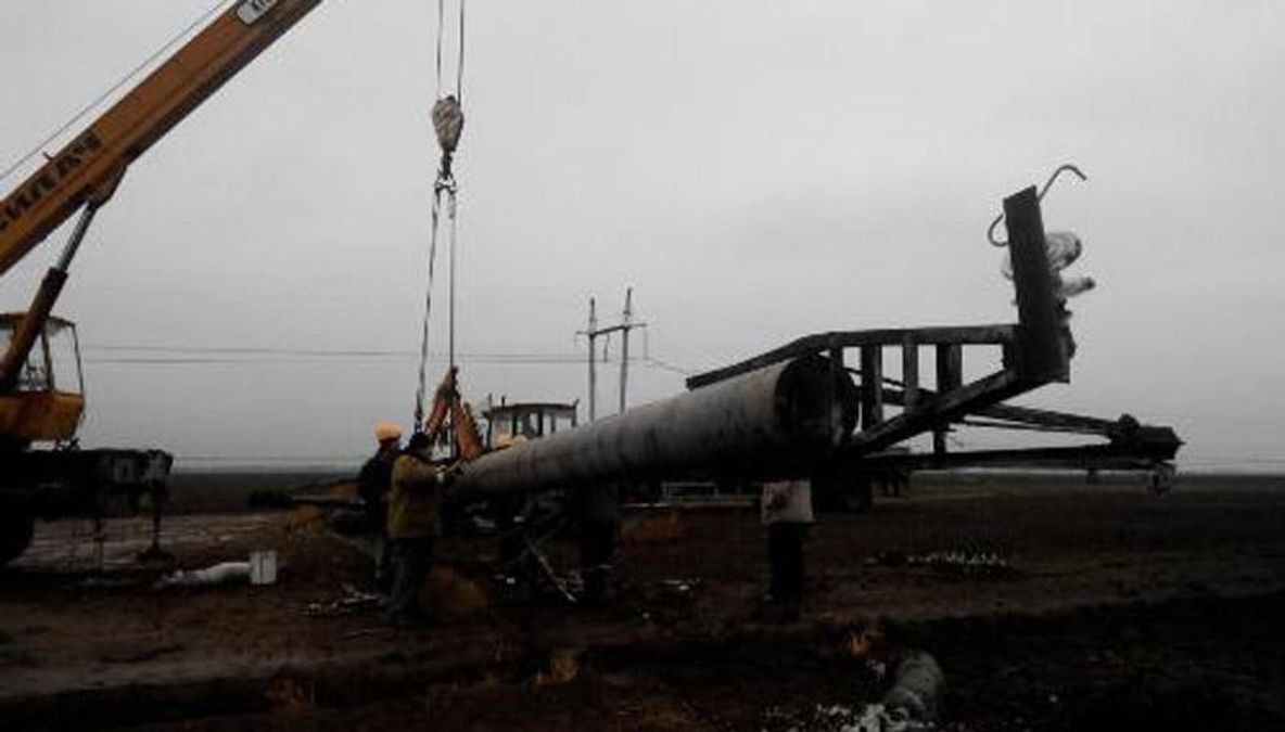 Повторно підірвану ЛЕП до Криму відремонтували Повторно підірвану ЛЕП до Криму відремонтували