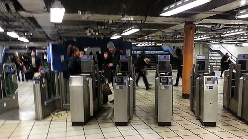 У Лондоні громадський транспорт став безкоштовним У Лондоні громадський транспорт став безкоштовним