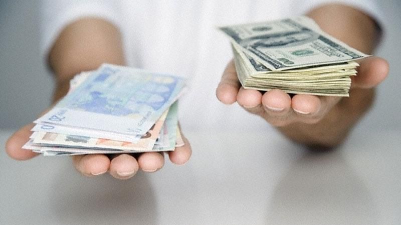 Яка валюта за рік обвалилася найбільше (Інфографіка) Яка валюта за рік обвалилася найбільше (Інфографіка)