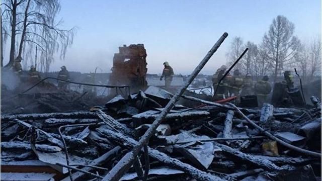 В России сгорел многоквартирный дом, погибли взрослые и дети
